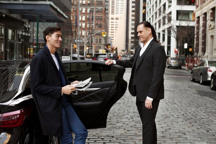 want-to-explore-chicago-in-style?-a-limousine-service-makes-it-easy