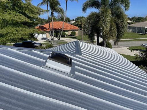 roof-leak-repair-or-replacement?-here’s-how-to-decide